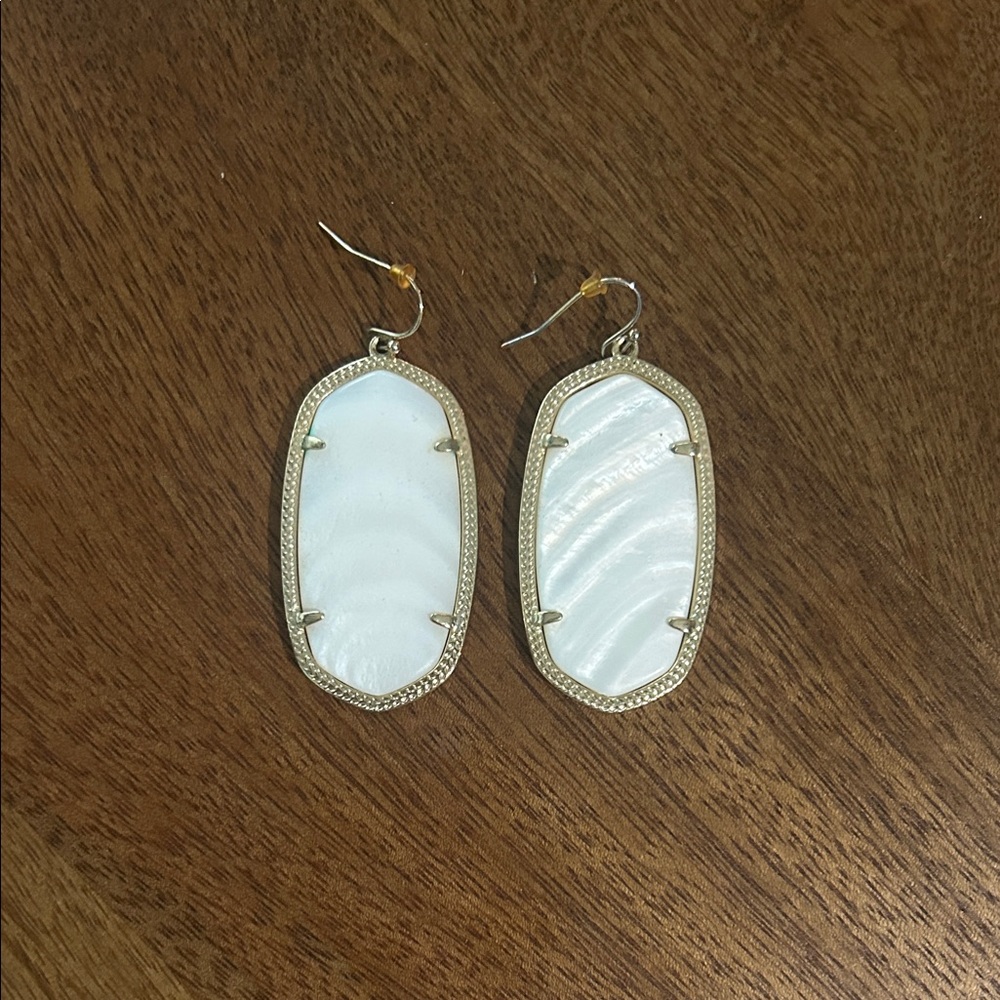 Kendra Scott Elle Gold Drop Earrings